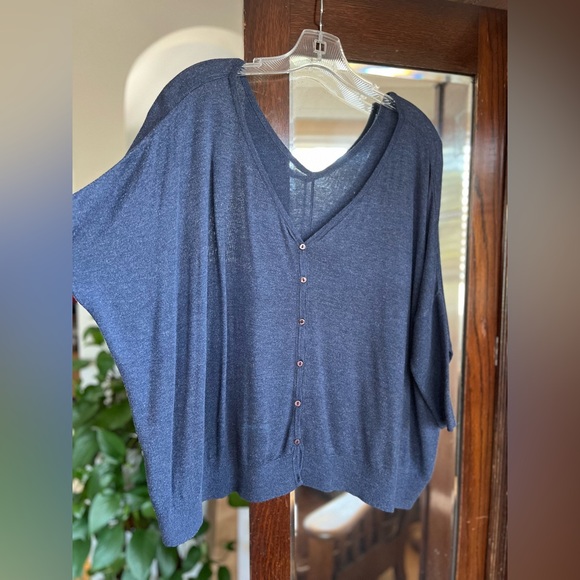 TOPSHOP sweater. Size 6. Good condition. - Picture 4 of 5